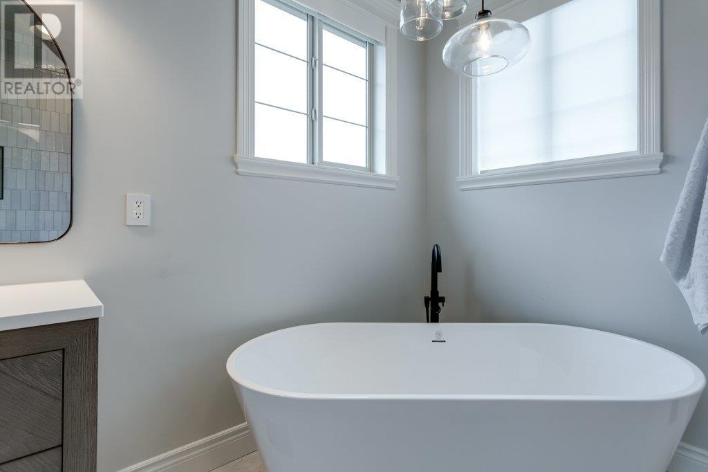 352 Quilchena Drive, Kelowna, British Columbia  V1W 4Y9 - Photo 52 - 10345483