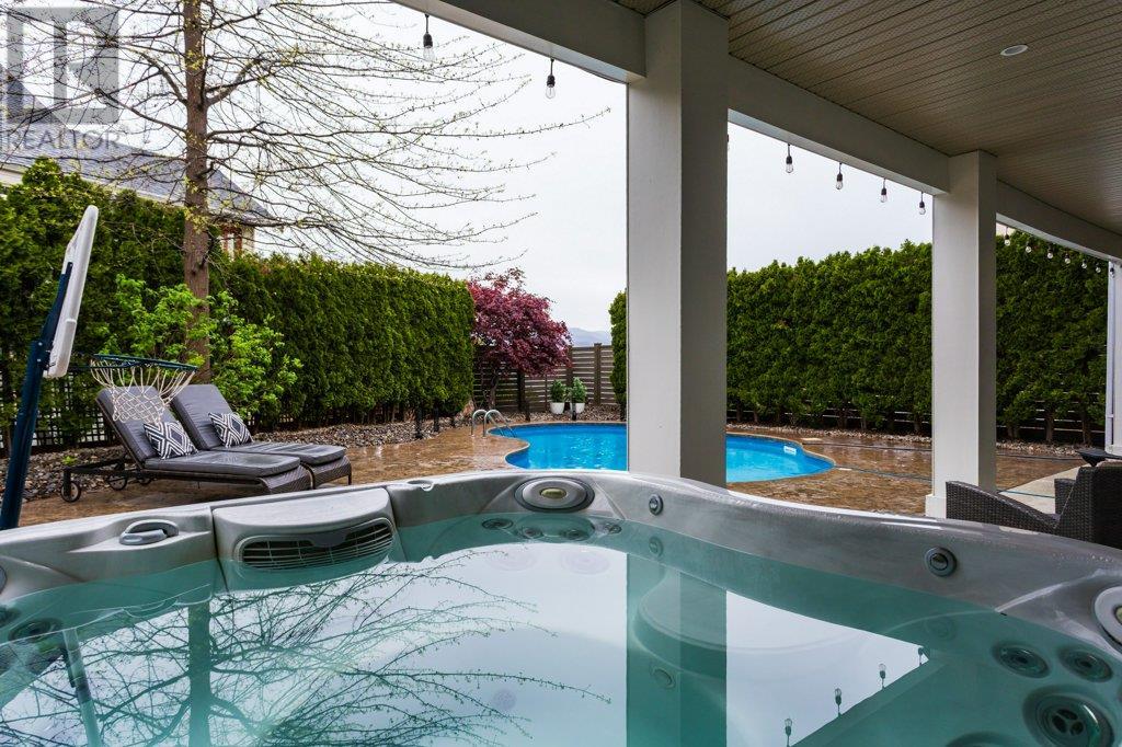 352 Quilchena Drive, Kelowna, British Columbia  V1W 4Y9 - Photo 71 - 10345483