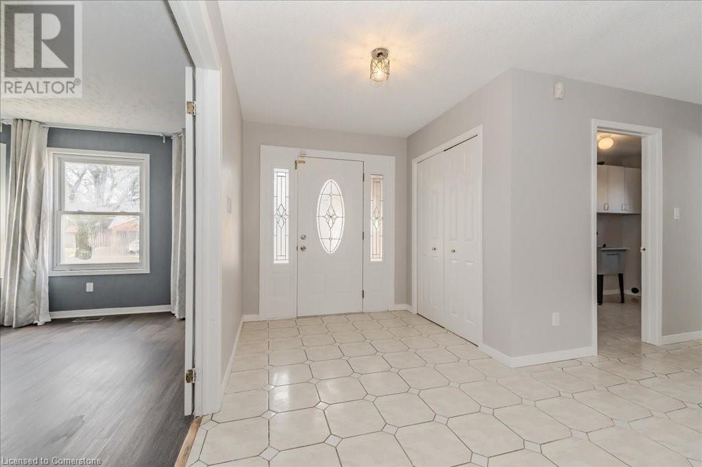 Property at 483 COOPER Street image 4