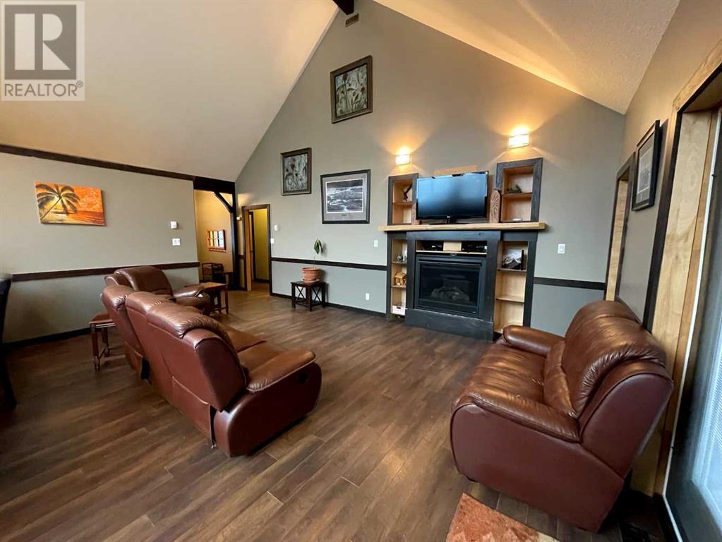810 7 Ave, Fox Creek, Alberta  T0H 1P0 - Photo 7 - A2190513