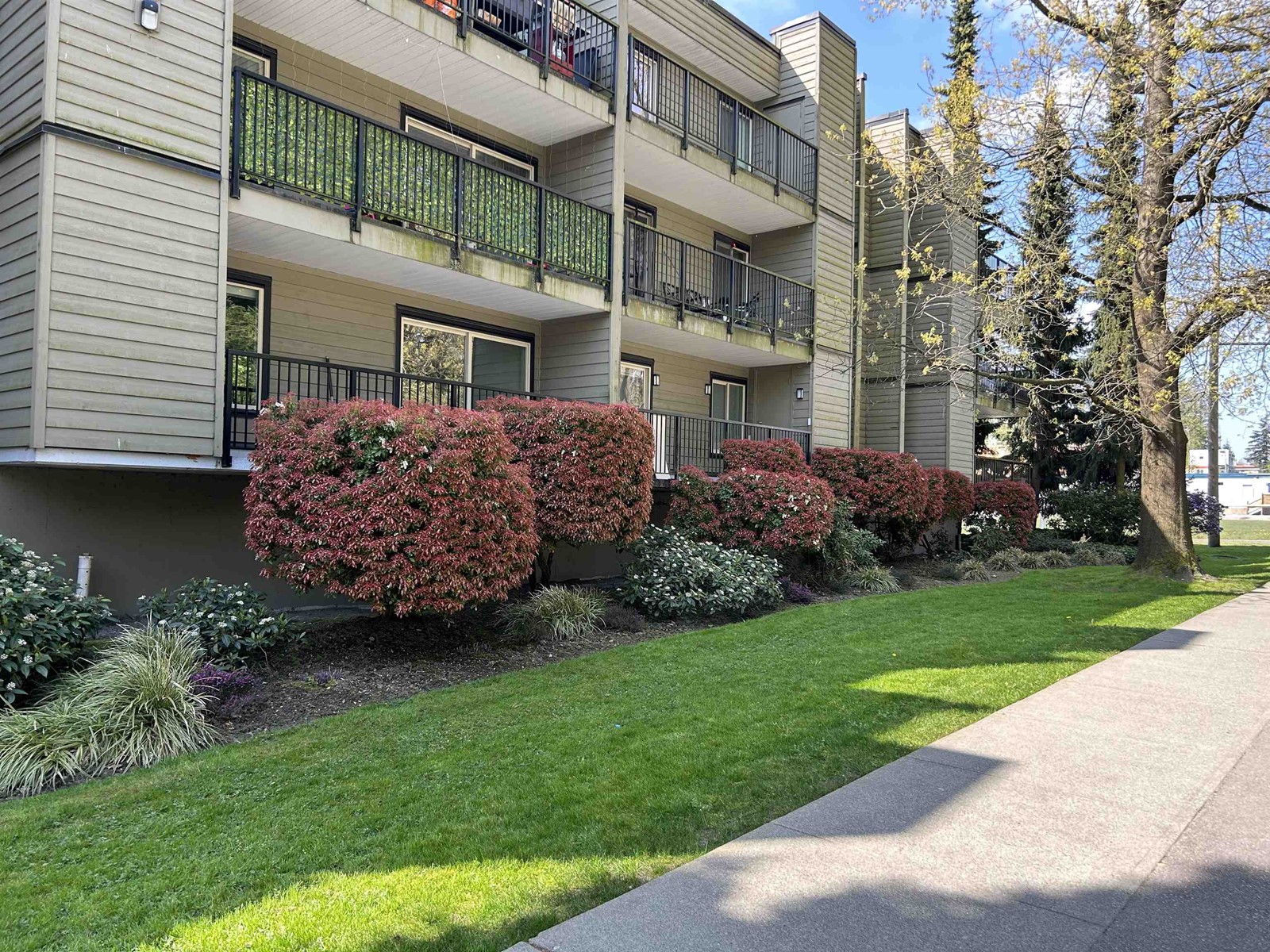 112 10468 148 STREET, Surrey, British Columbia