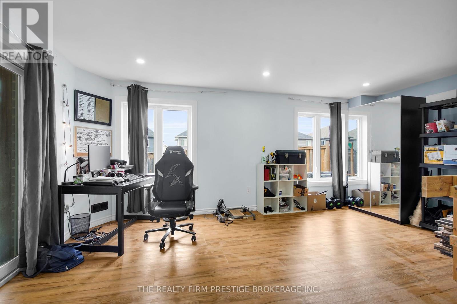 2528 Holbrook - Lower Drive, London South, Ontario  N6M 0E8 - Photo 4 - X12113128