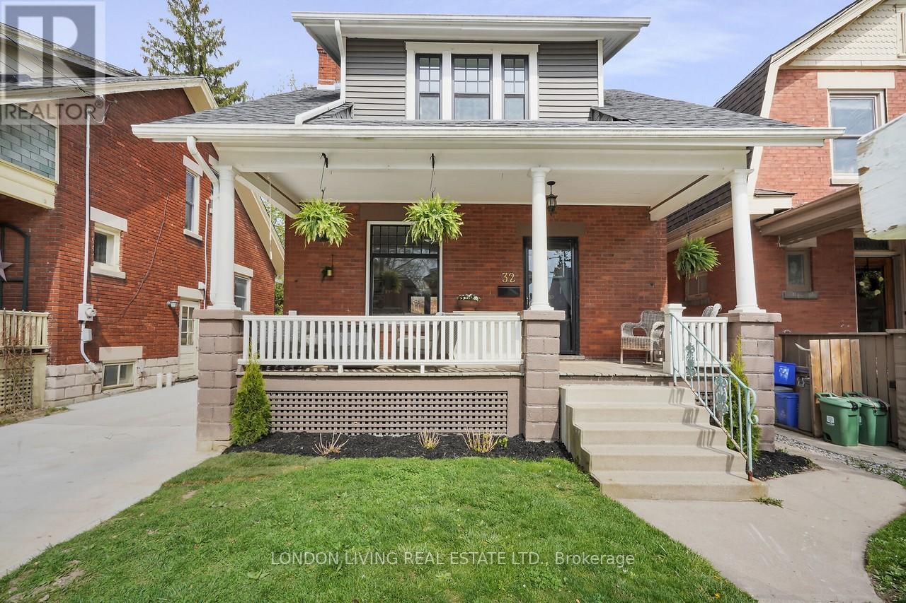 32 Belgrave Avenue