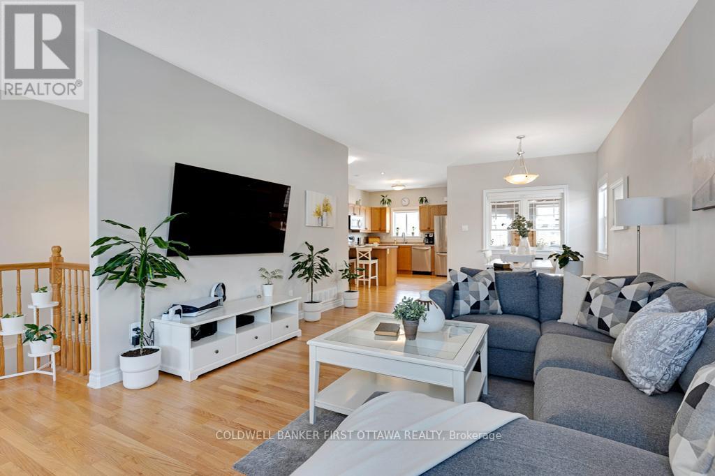 Property at 85 CARTER CRESCENT image 5