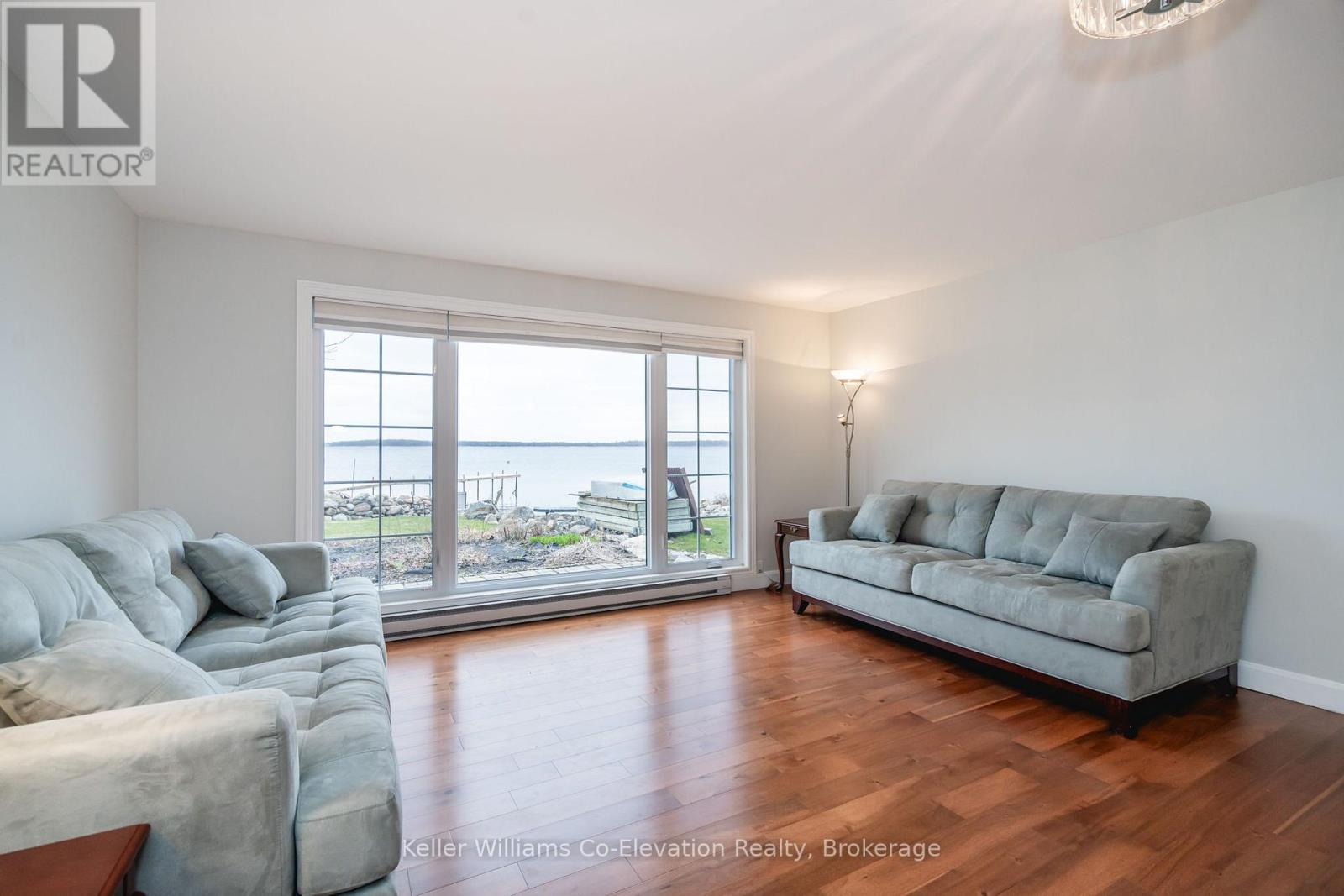 220 Robin's Point Road, Tay, Ontario L0K 2A0 - Photo 14 - S12043045