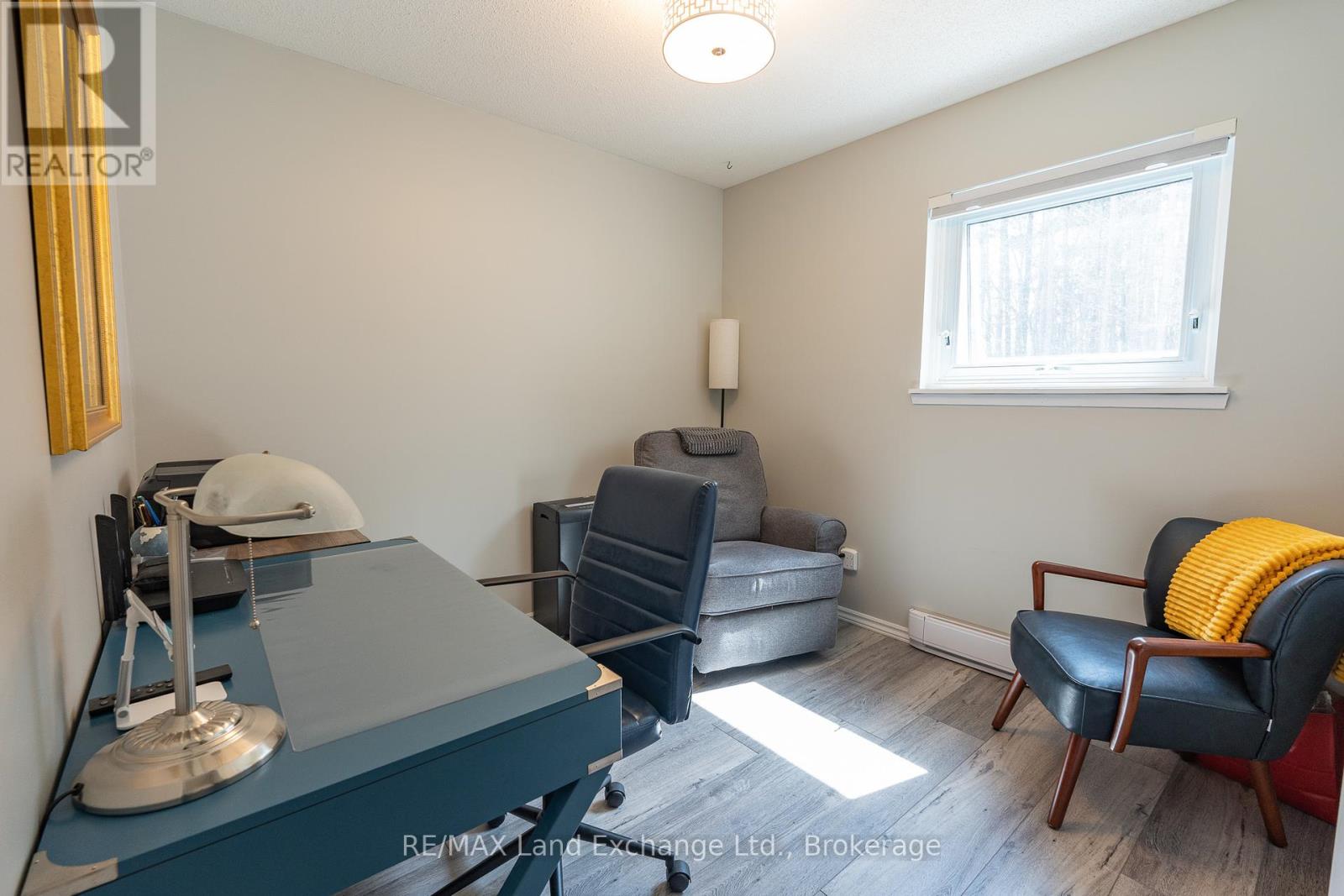 828 Elgin Street, Saugeen Shores, Ontario  N0H 2C4 - Photo 29 - X12111515