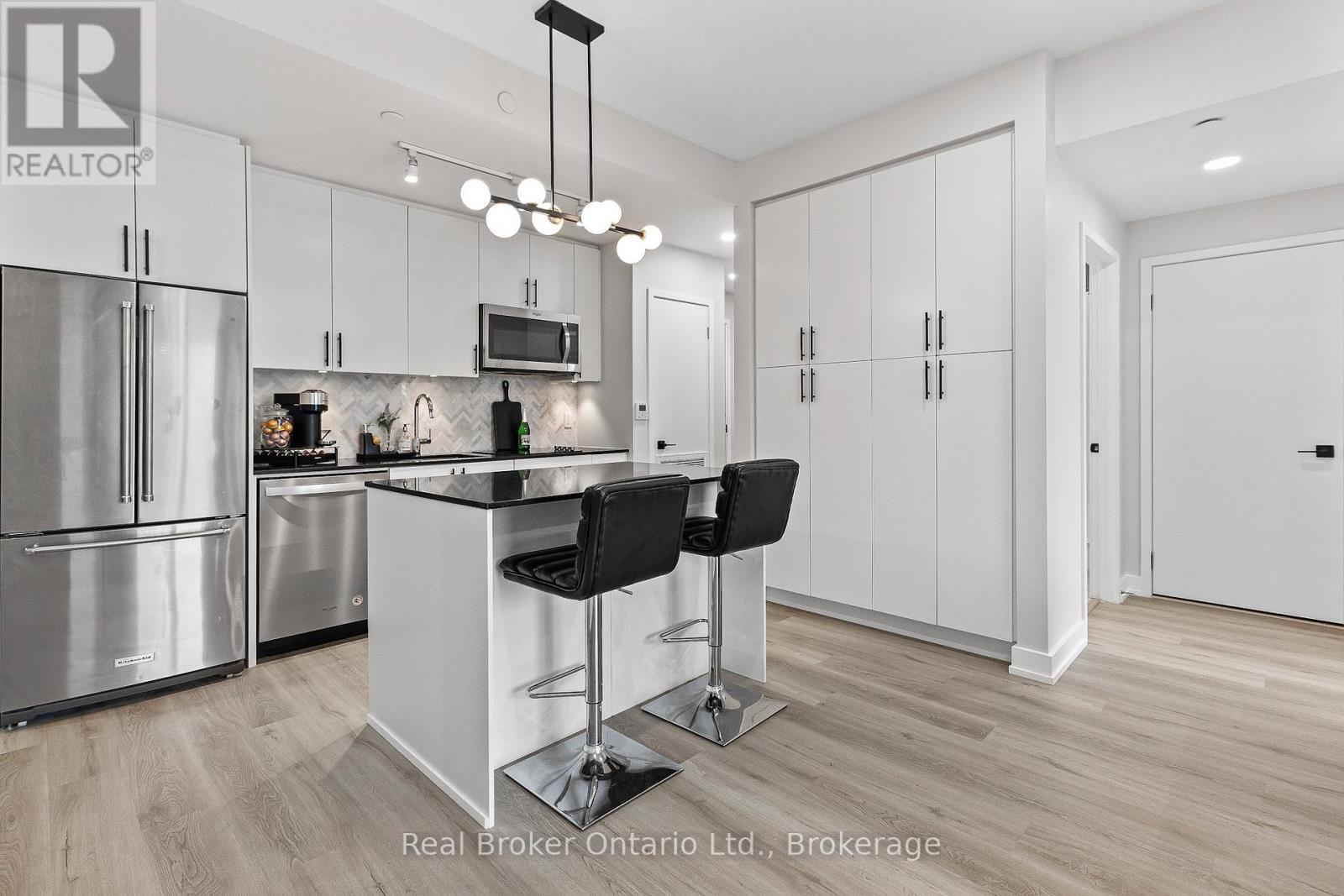 Property at 118 - 168 SABINA DRIVE image 1