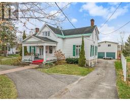 68 WILSON STREET W, Perth, Ontario