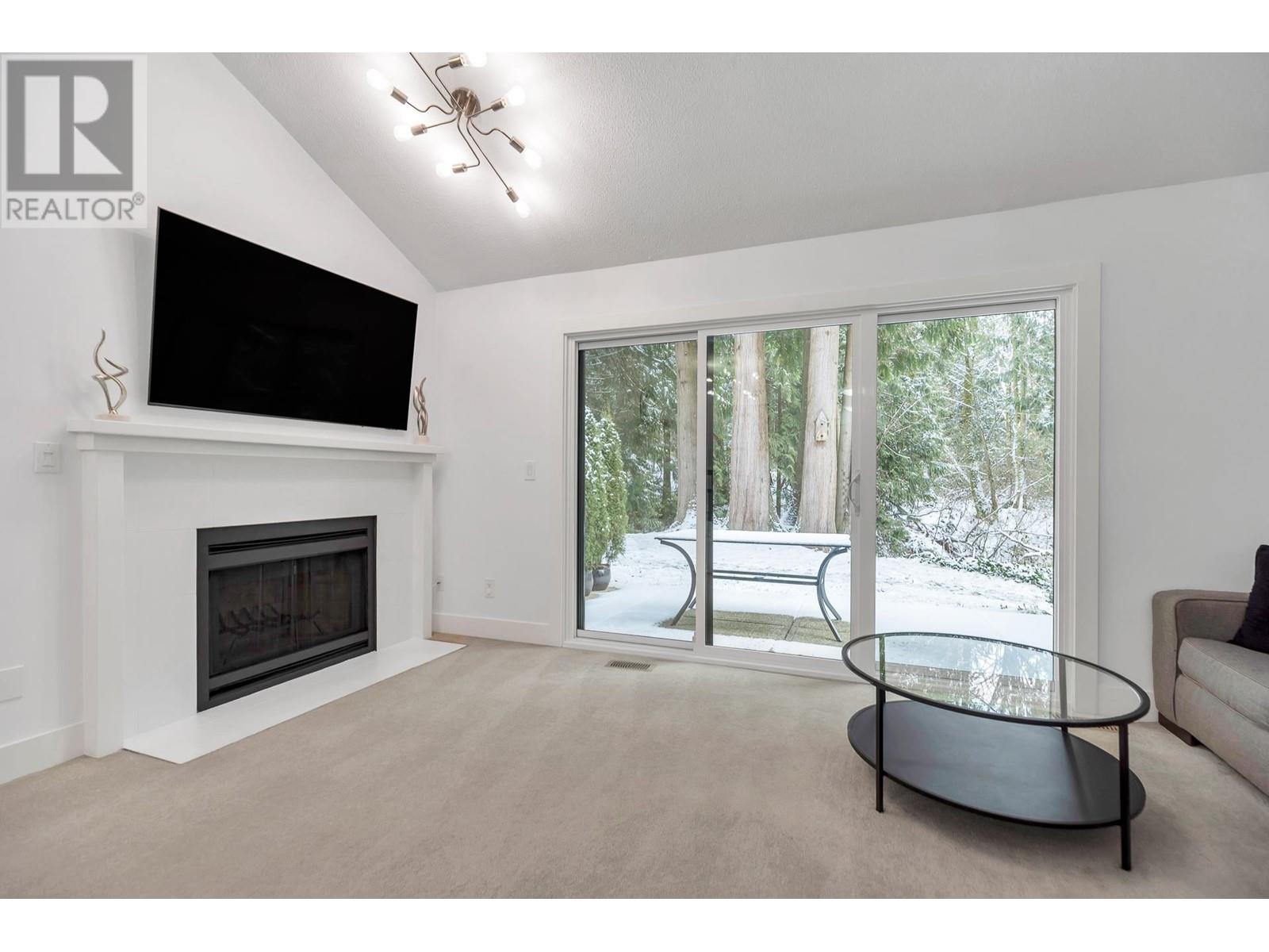 8577 Flowering Place, Burnaby, British Columbia  V5A 4B4 - Photo 14 - R2996264