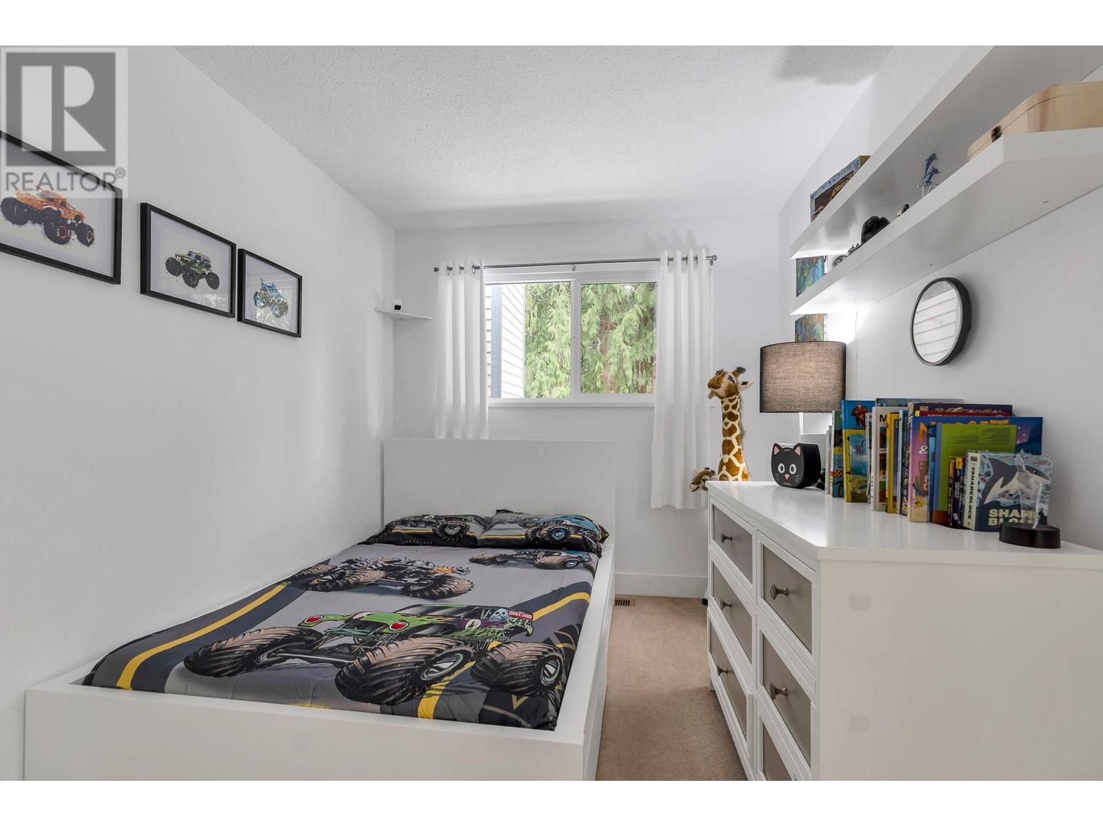 8577 Flowering Place, Burnaby, British Columbia  V5A 4B4 - Photo 25 - R2996264