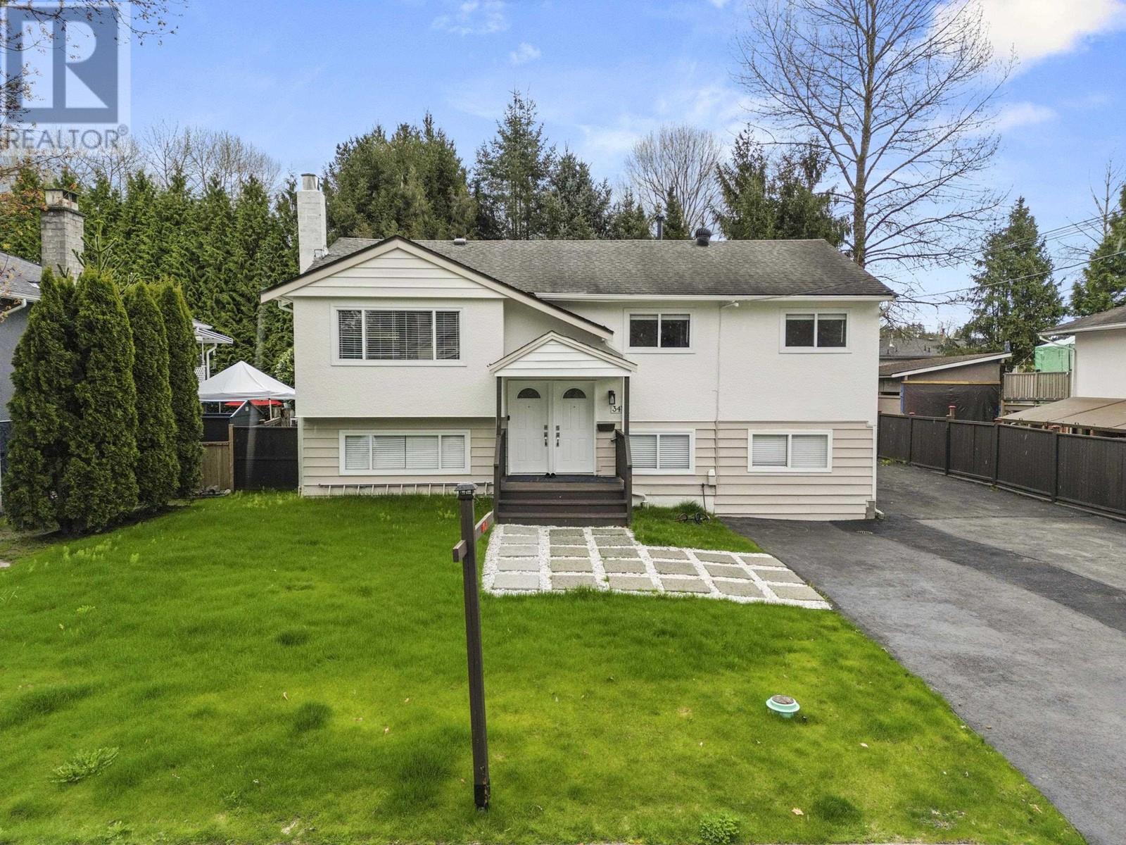 Property at 3478 HANDLEY CRESCENT image 1