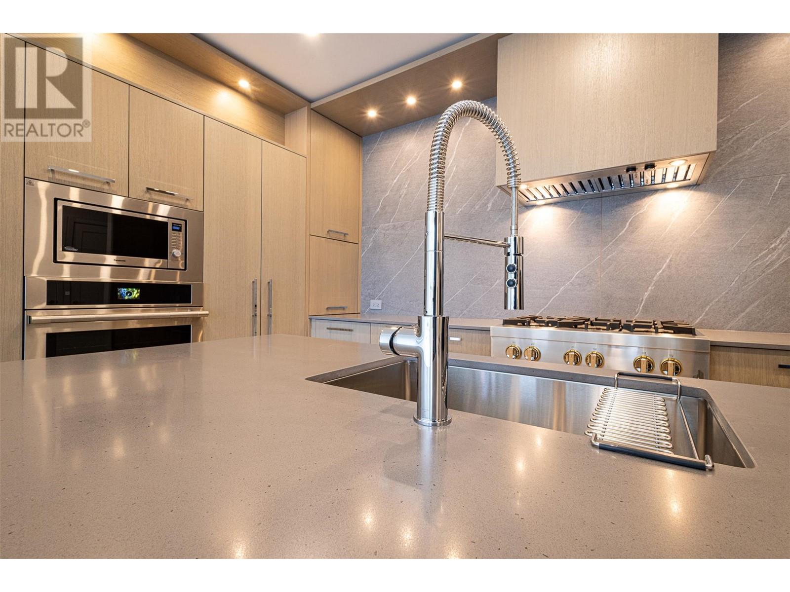 Property at 3389 LAKESHORE Road Unit# 312 Lot# 35 image 4