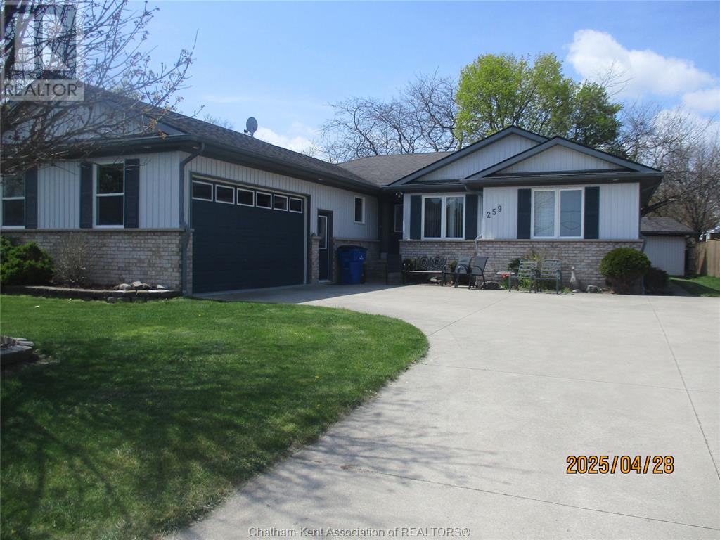 MLS# 25010469: 259 Regent STREET, Blenheim, Canada