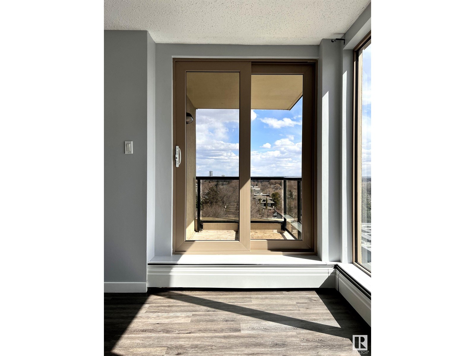 #908 10149 Saskatchewan Dr Nw Nw, Edmonton, Alberta  T6E 6B6 - Photo 27 - E4431918