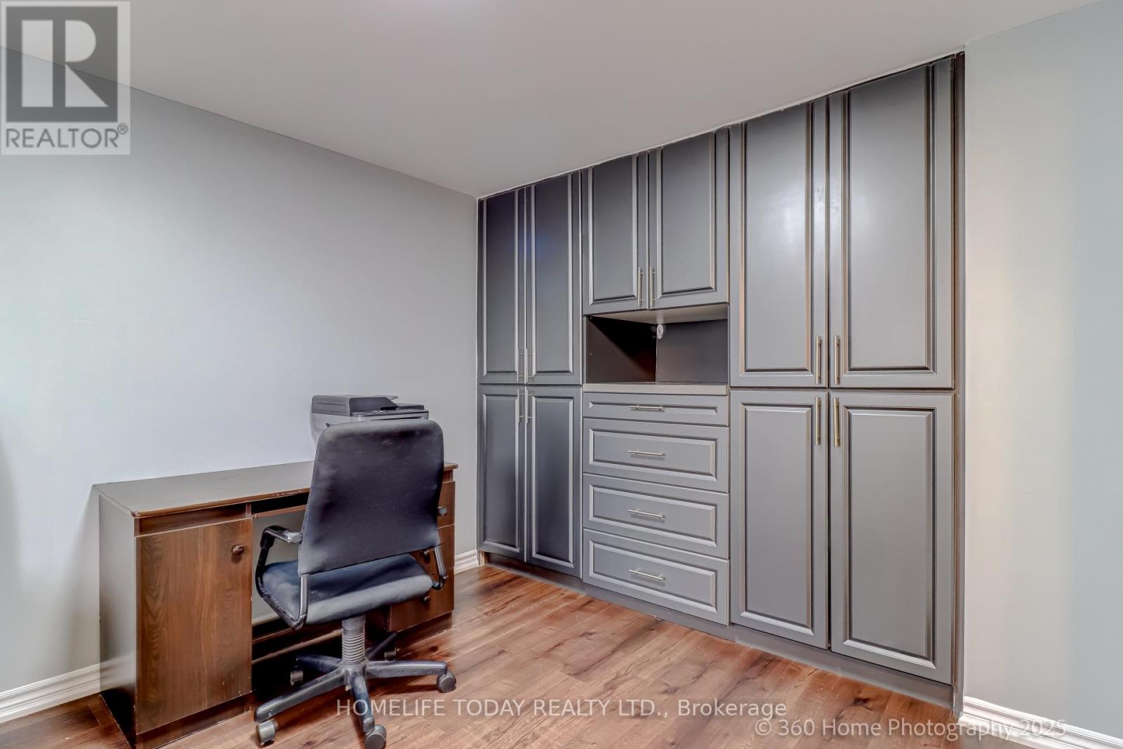 28 Longsword Drive, Toronto, Ontario  M1V 3A3 - Photo 17 - E12113173