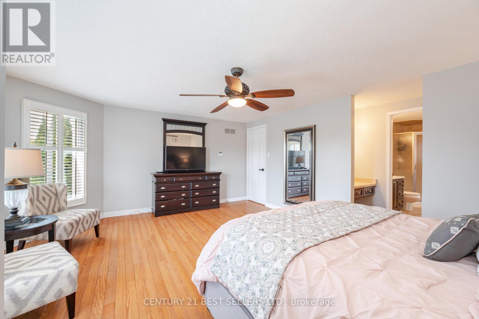 657 Savoy Crescent, Mississauga, Ontario  L5R 3B4 - Photo 26 - W12084769
