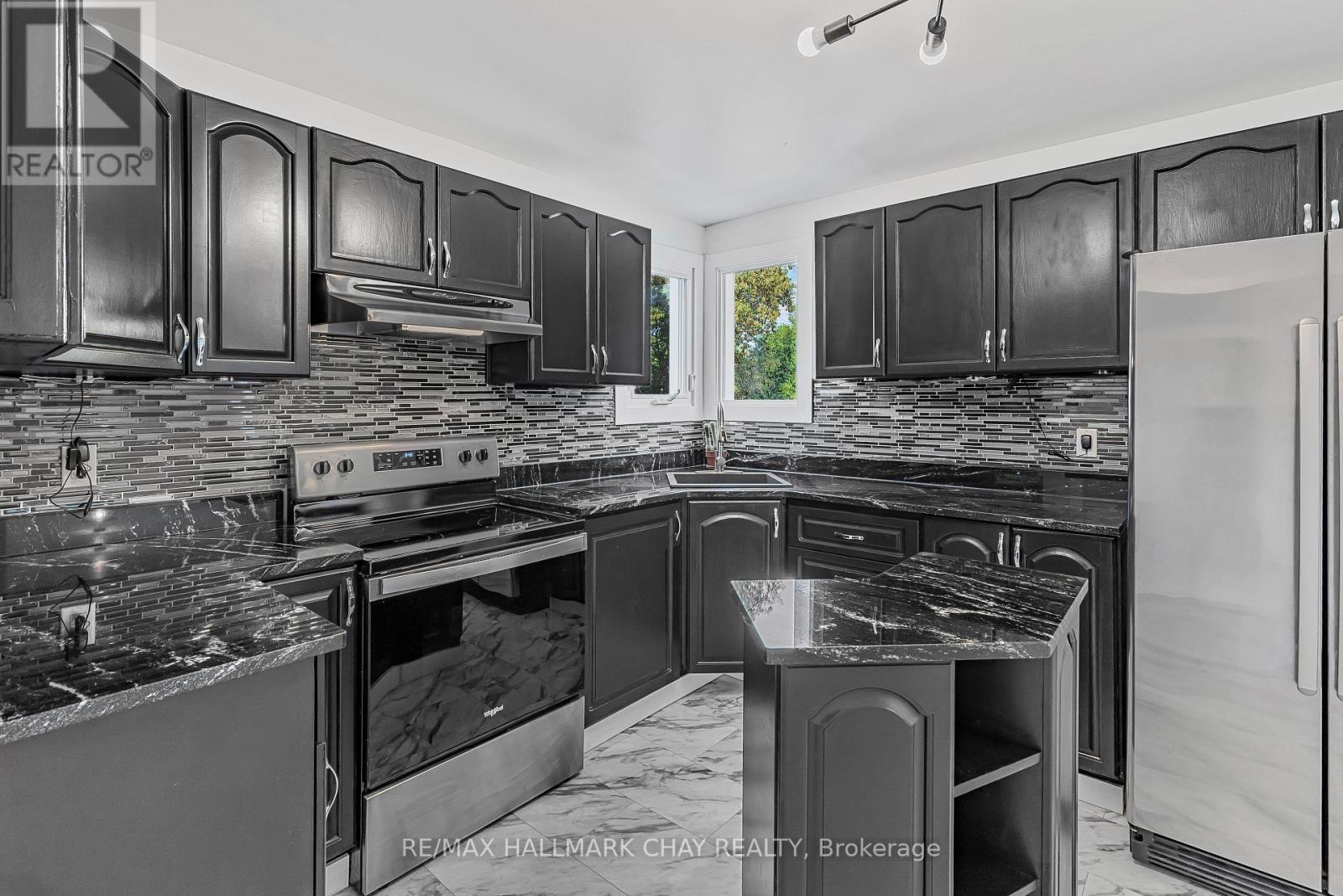 21726 Highway 48, East Gwillimbury, Ontario  L0G 1M0 - Photo 6 - N12113153
