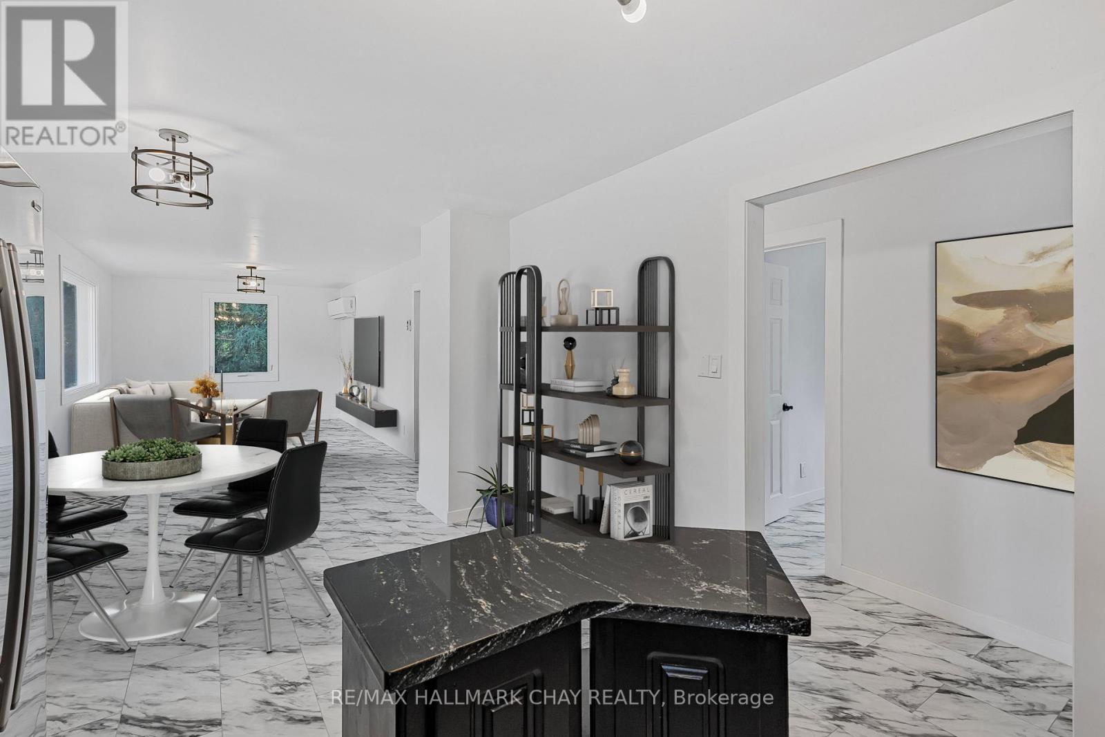21726 Highway 48, East Gwillimbury, Ontario  L0G 1M0 - Photo 8 - N12113153
