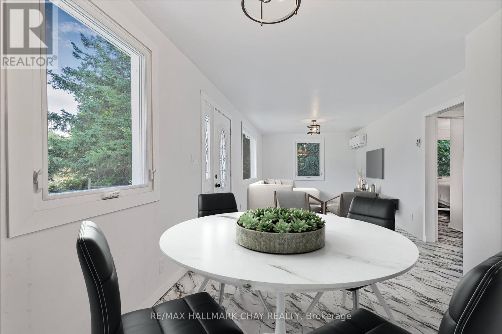 21726 Highway 48, East Gwillimbury, Ontario  L0G 1M0 - Photo 9 - N12113153