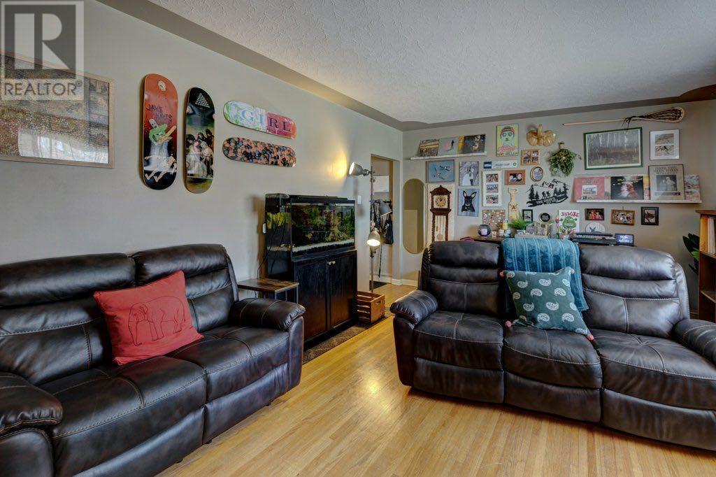 203 43 Avenue Sw, Calgary, Alberta  T2S 1B1 - Photo 7 - A2215051