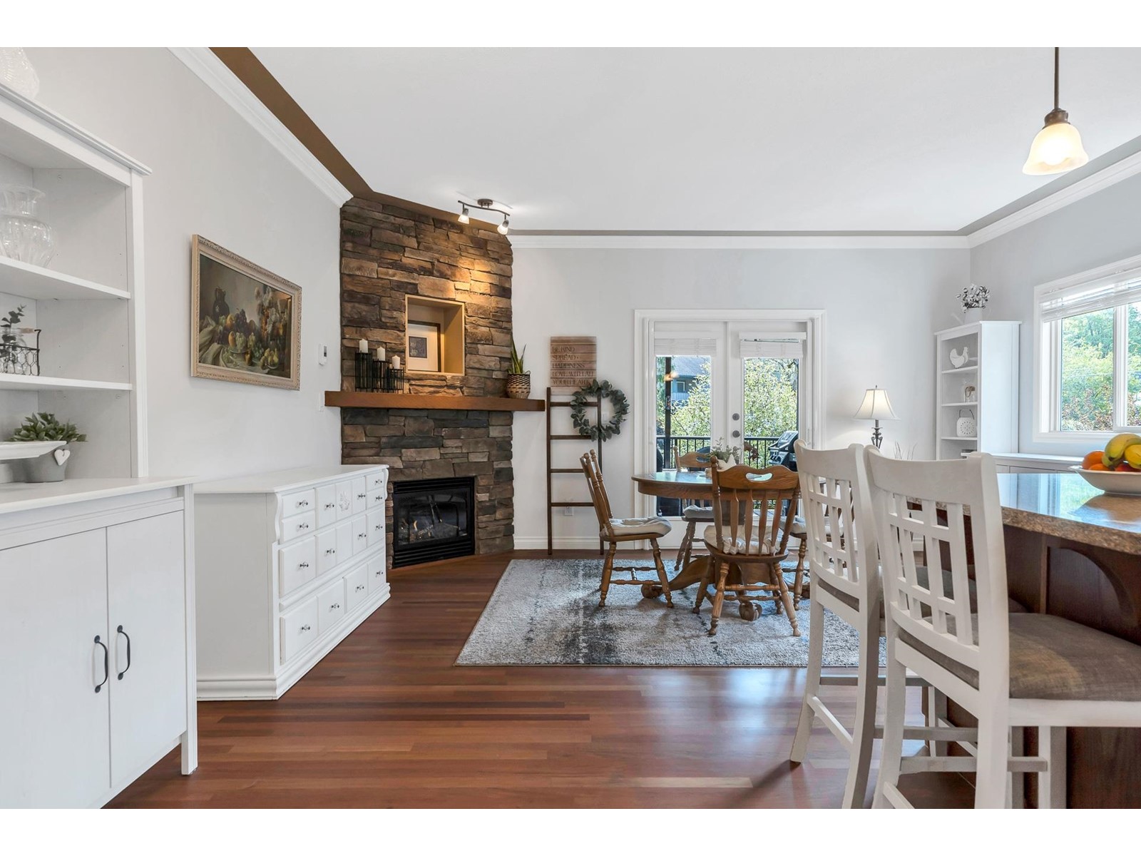 464 Naismith Avenue, Harrison Hot Springs, Harrison Hot Springs, British Columbia  V0M 1K0 - Photo 16 - R2995457