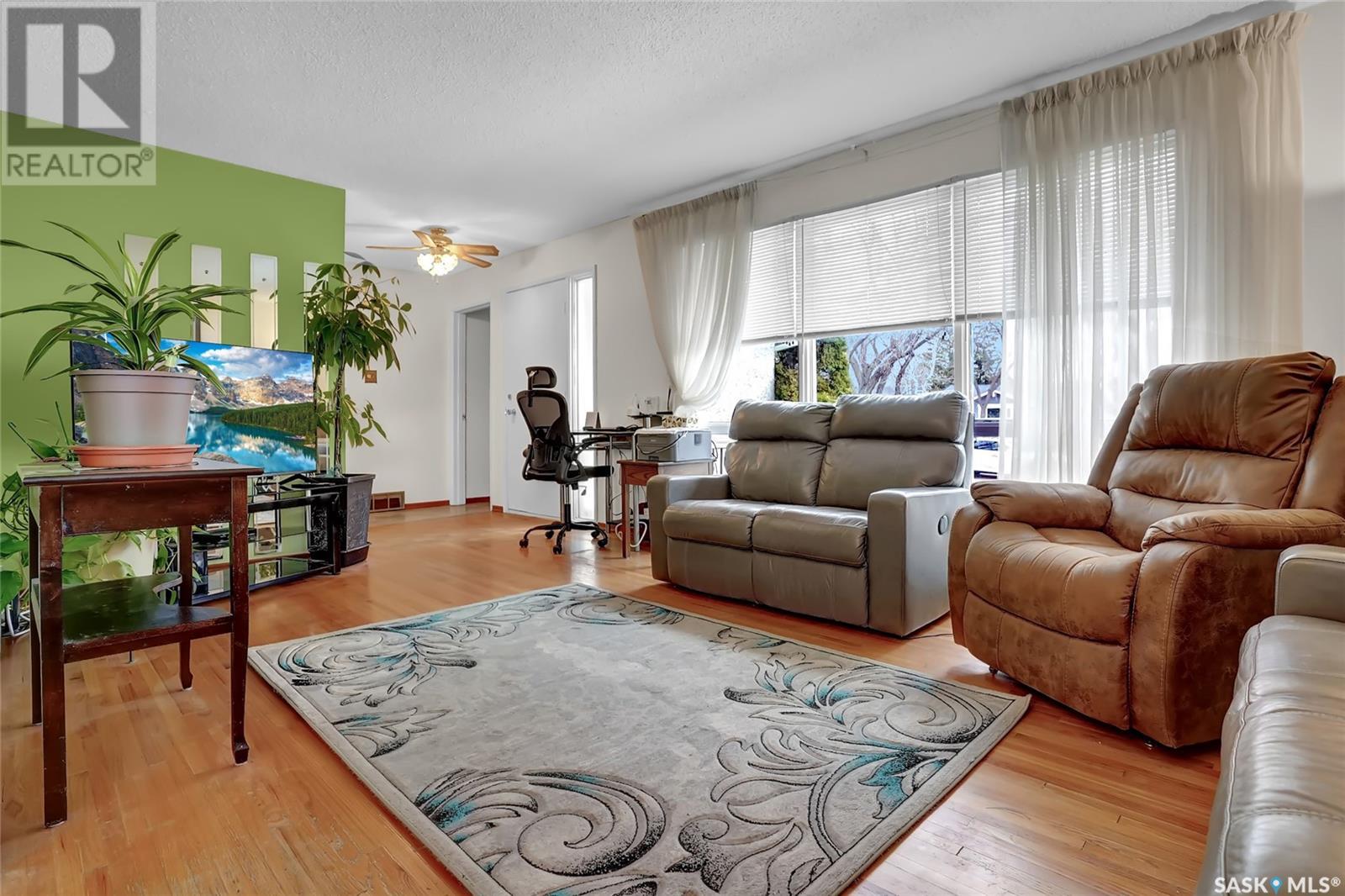 Property at 3311 Parliament AVENUE image 4