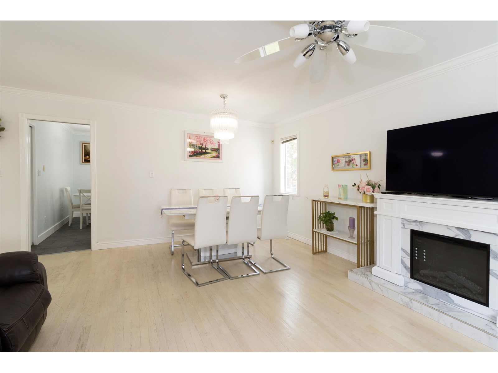 Property at 3233 273 STREET image 3