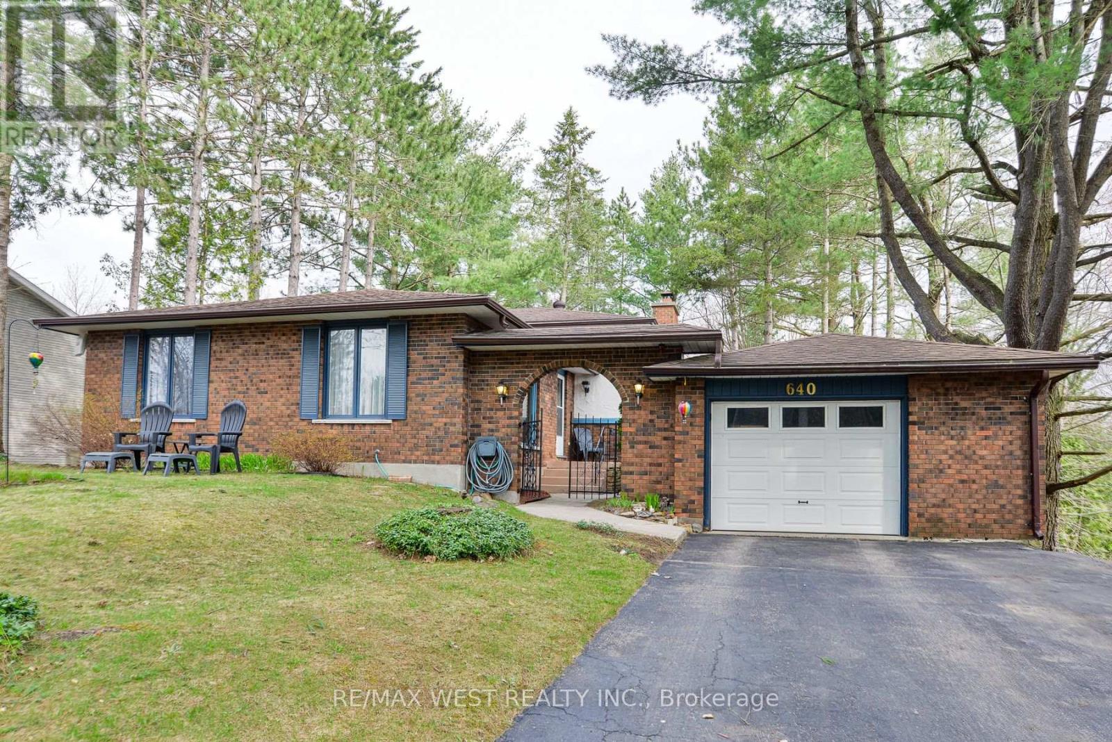 Property at 640 DAVID STREET image 1
