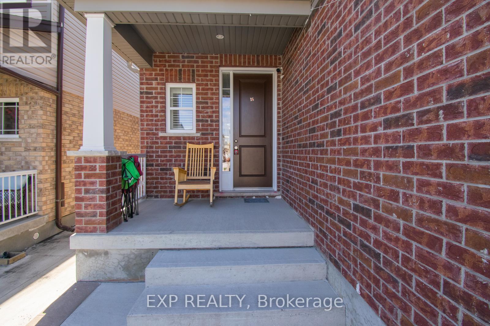 Property at 14 WILLOWRUN DRIVE image 2