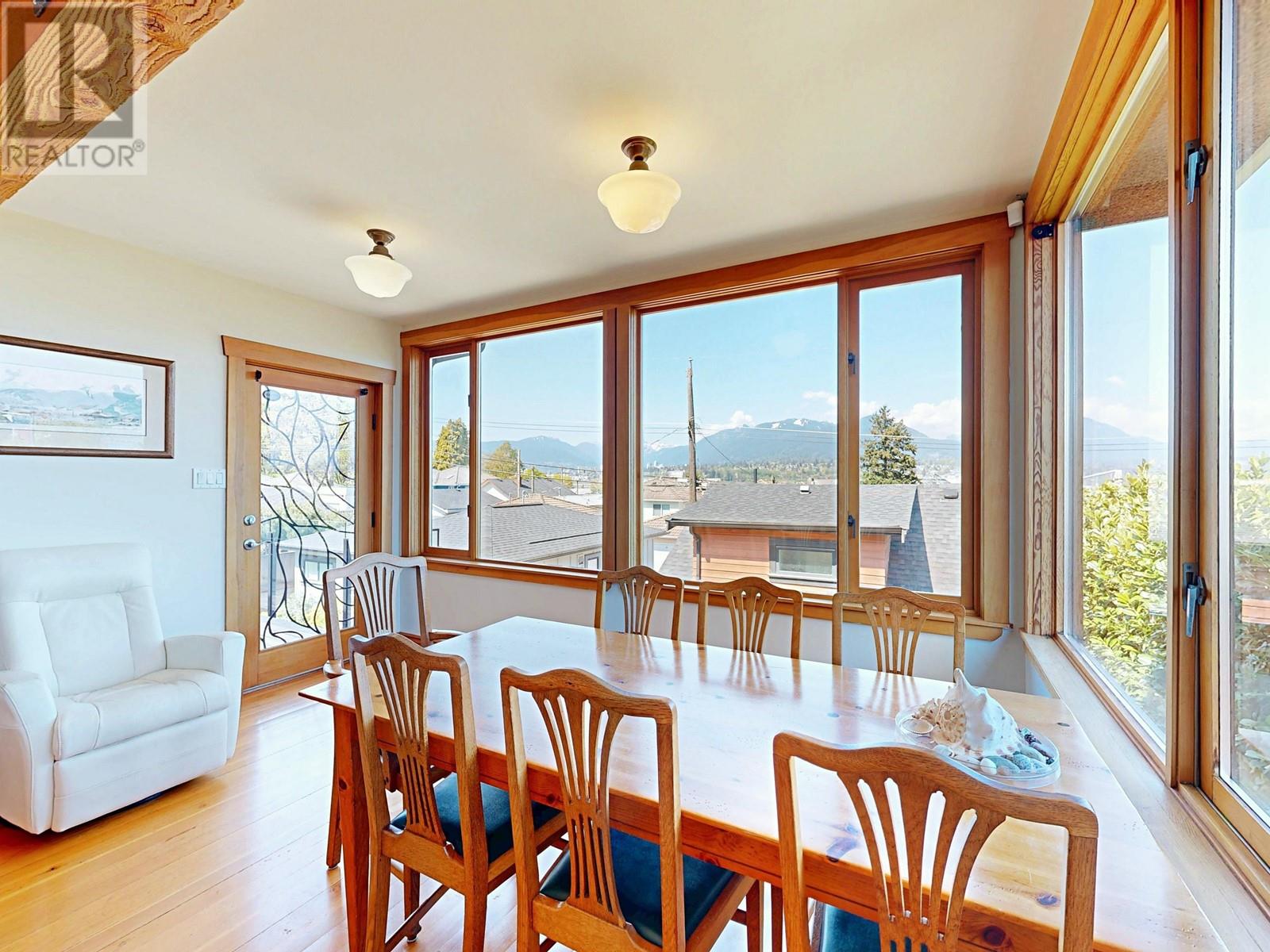 2837 Trinity Street, Vancouver, British Columbia  V5K 1E8 - Photo 13 - R2996273