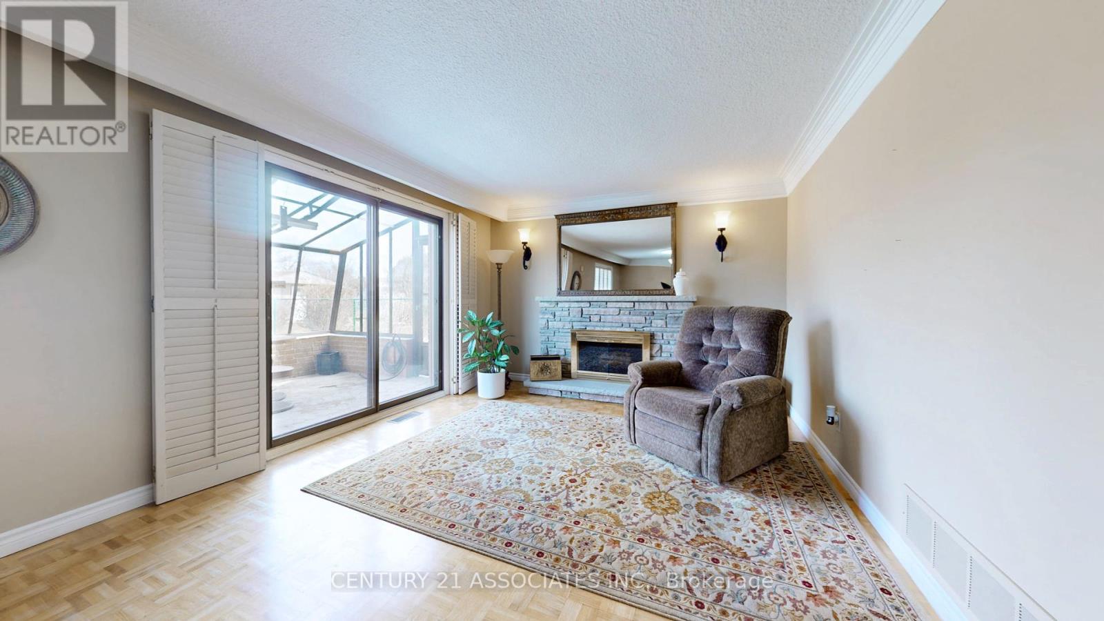 1217 Alexandra Avenue, Mississauga, Ontario  L5E 2A4 - Photo 28 - E12021646