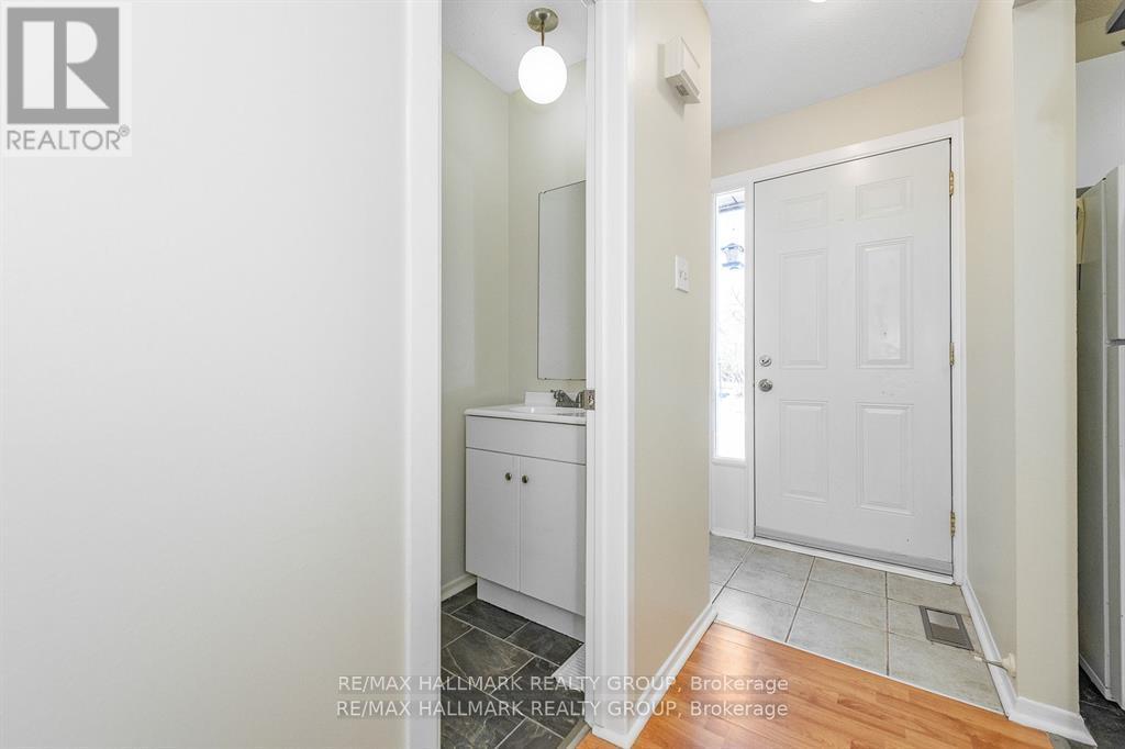 Property at 19 BERING COURT image 4