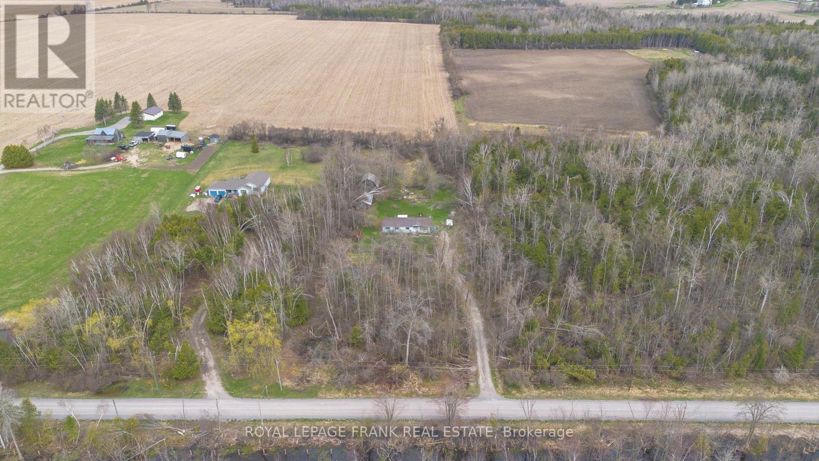 35 Elmtree Road, Kawartha Lakes, Ontario  K0M 2C0 - Photo 5 - X12113220