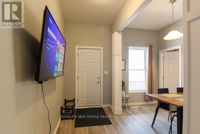 144 Adelaide Street N, London East (East L), Ontario  N6B 3G8 - Photo 12 - X12112831