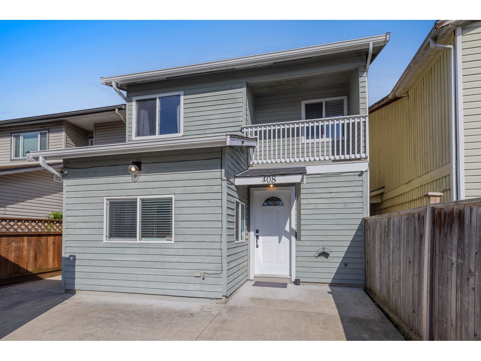 Property at 408 BRUNEAU PLACE image 3