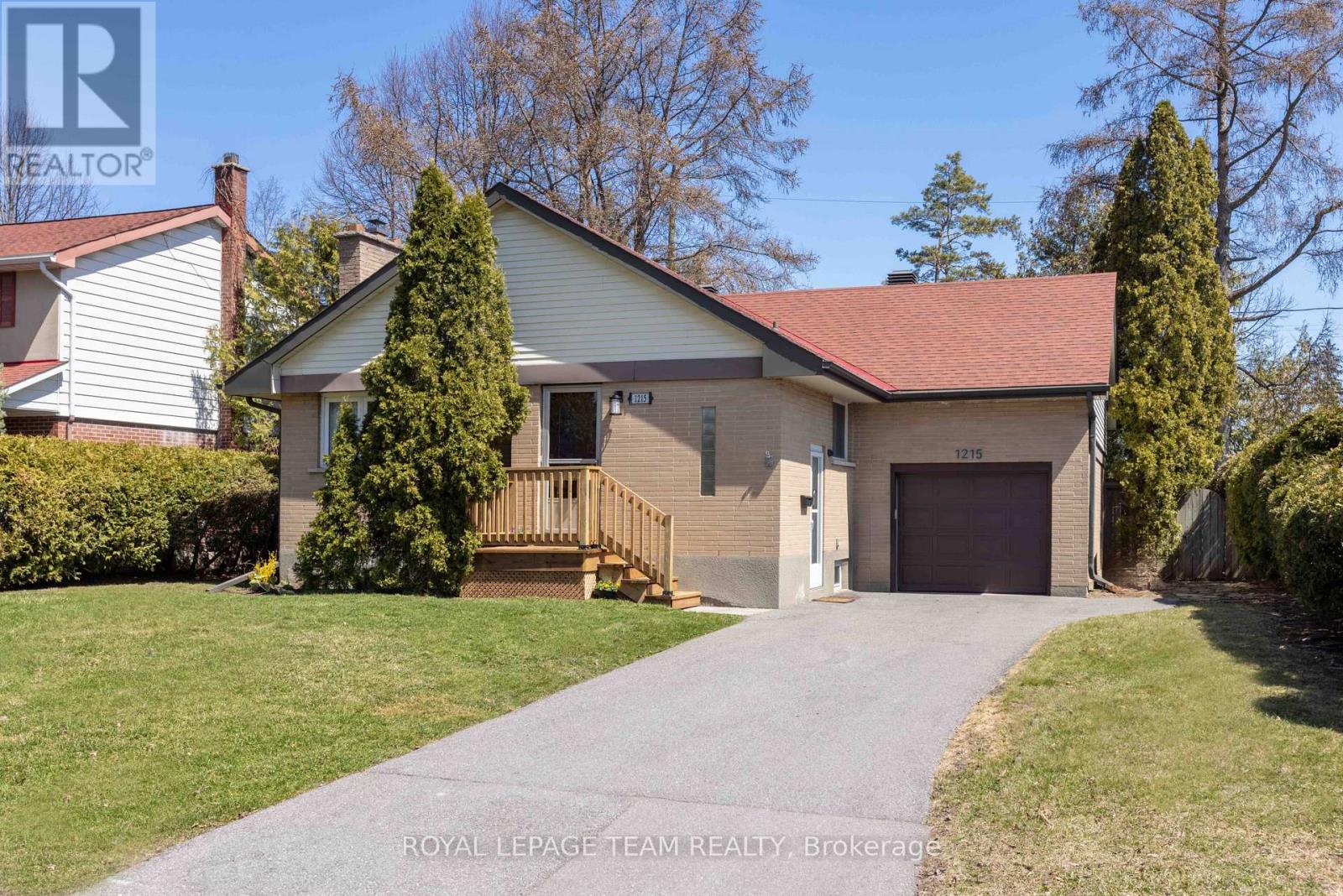 Property at 1215 AGINCOURT ROAD image 1