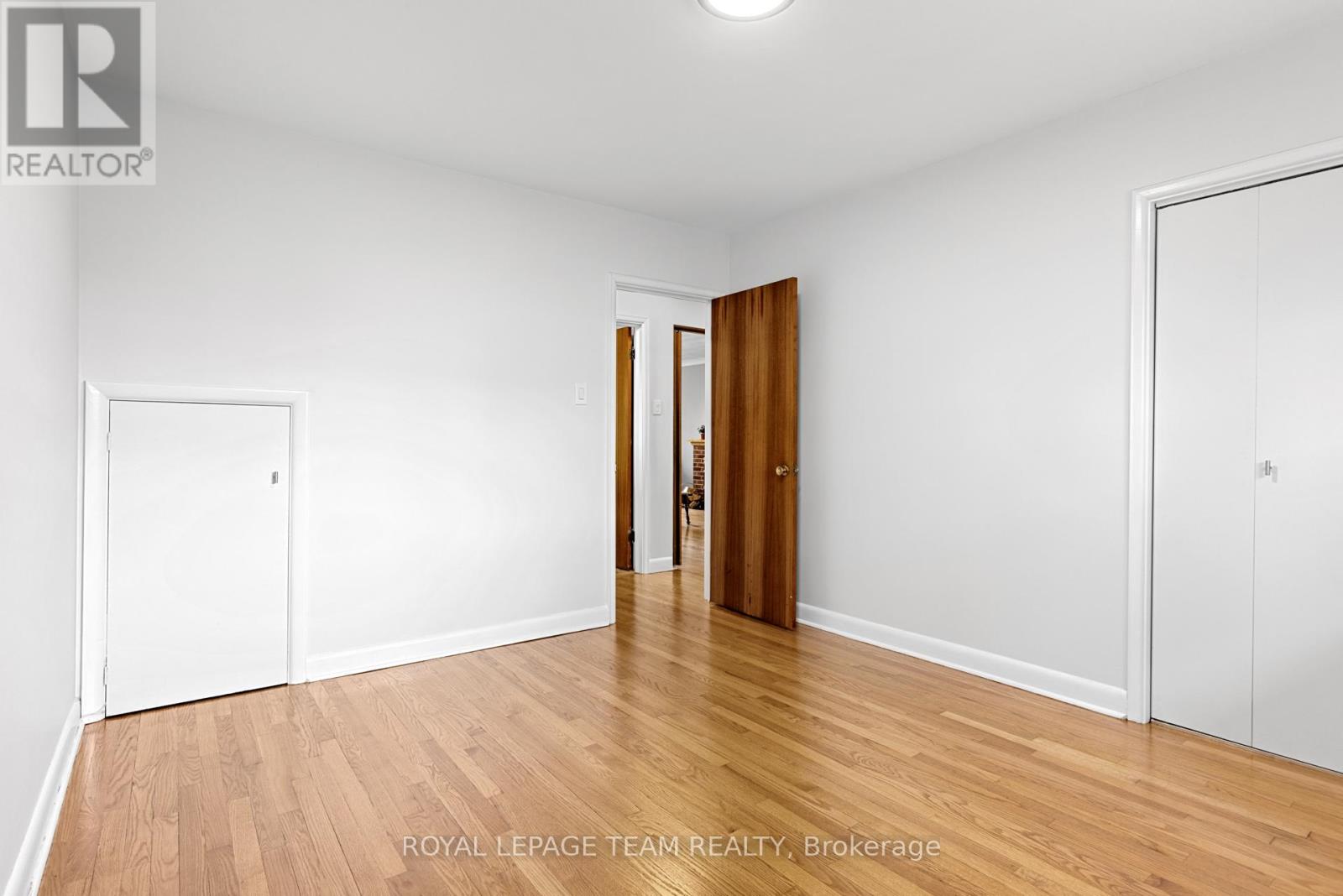 1215 Agincourt Road, Ottawa, Ontario  K2C 2H8 - Photo 11 - X12113322