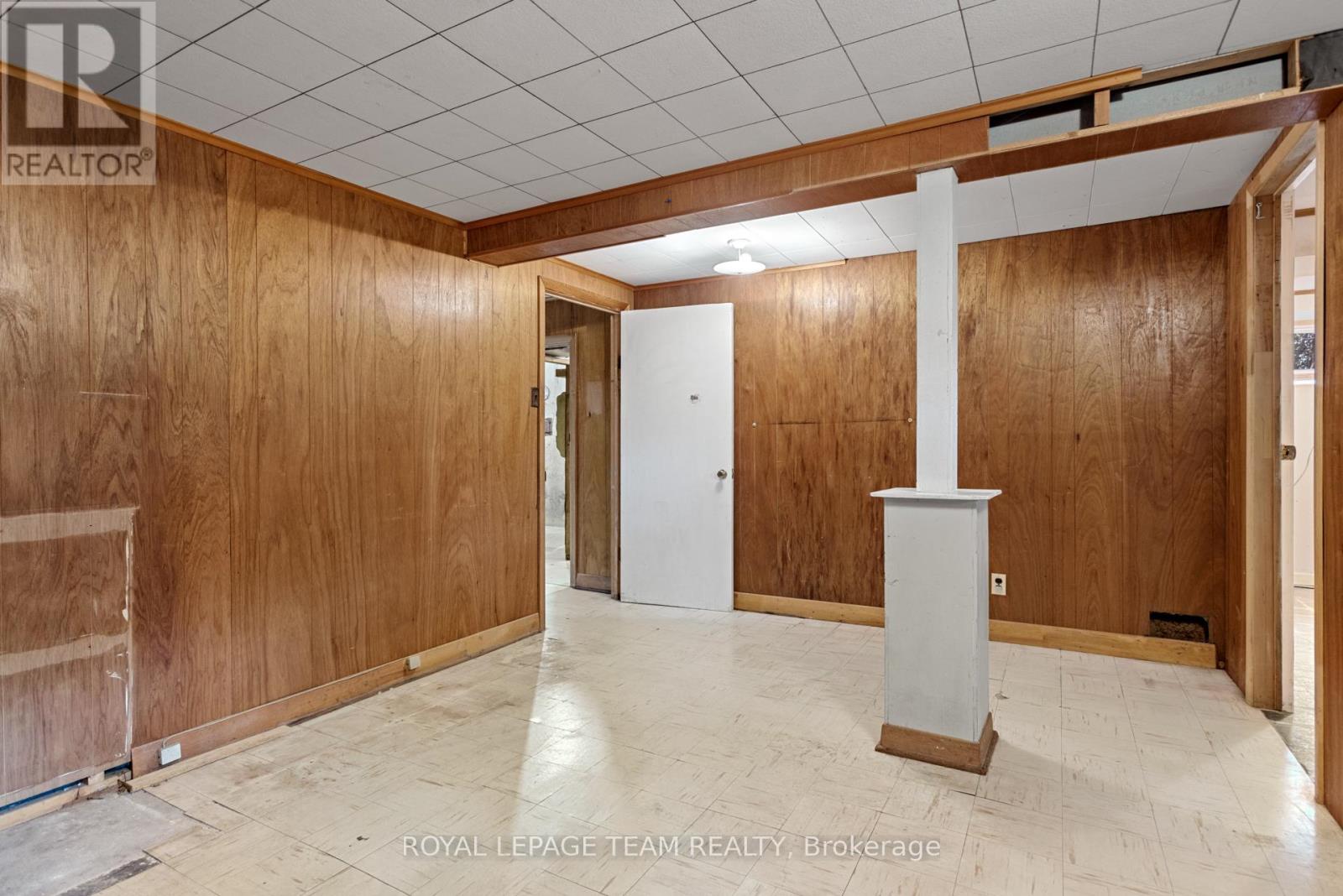 1215 Agincourt Road, Ottawa, Ontario  K2C 2H8 - Photo 26 - X12113322