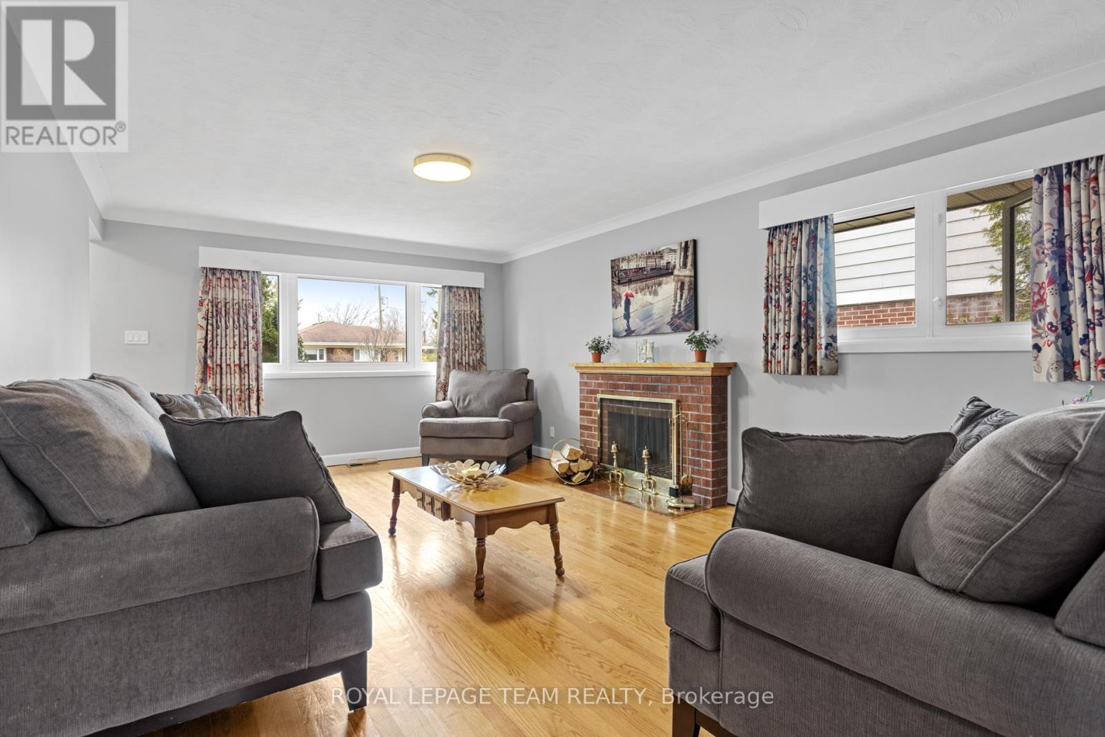 1215 Agincourt Road, Ottawa, Ontario  K2C 2H8 - Photo 7 - X12113322