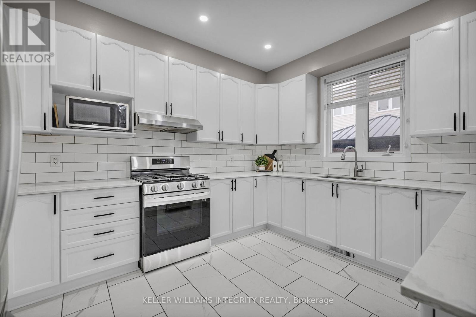 2117 Valin Street, Ottawa, Ontario  K4A 4T5 - Photo 14 - X12113326