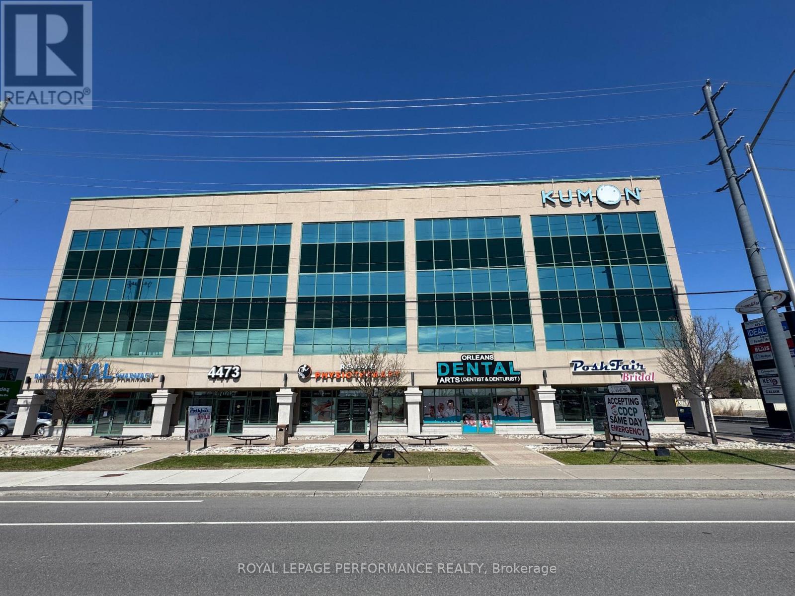 301 - 4473 Innes Road, Ottawa, Ontario  K4A 1A7 - Photo 1 - X12113342