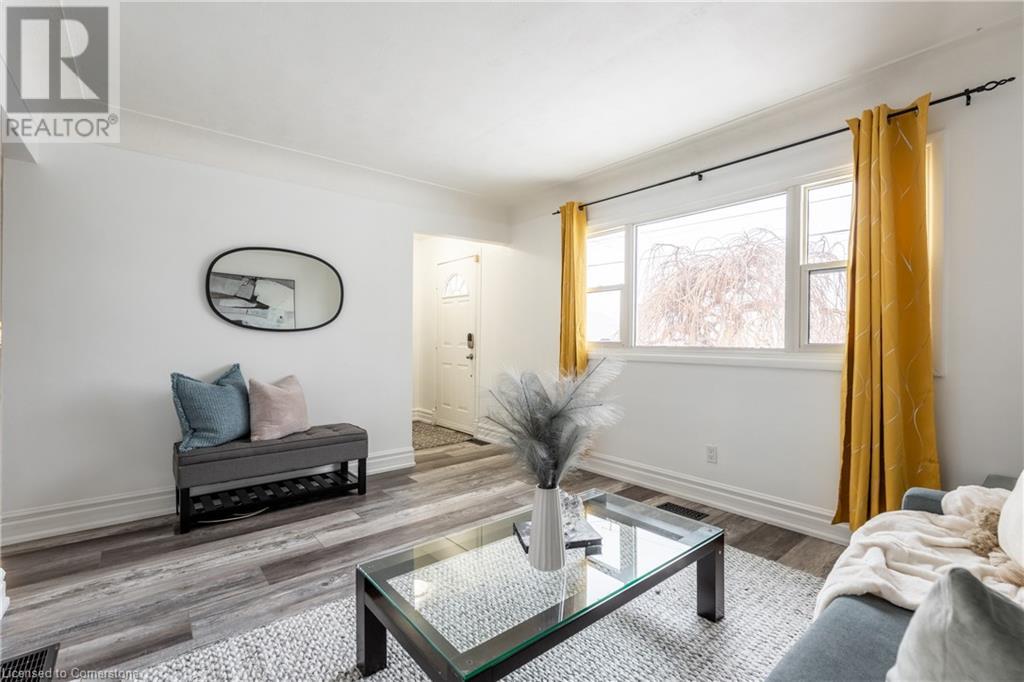 101 East 24th Street, Hamilton, Ontario  L8V 2X9 - Photo 5 - 40723009
