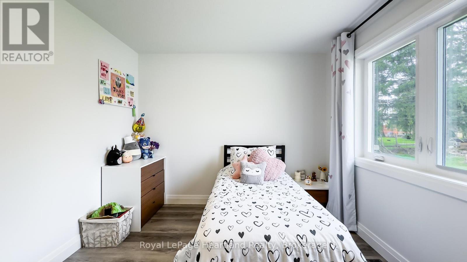 86 Osborne Street, Central Huron, Ontario  L0M 1L0 - Photo 26 - X12113290