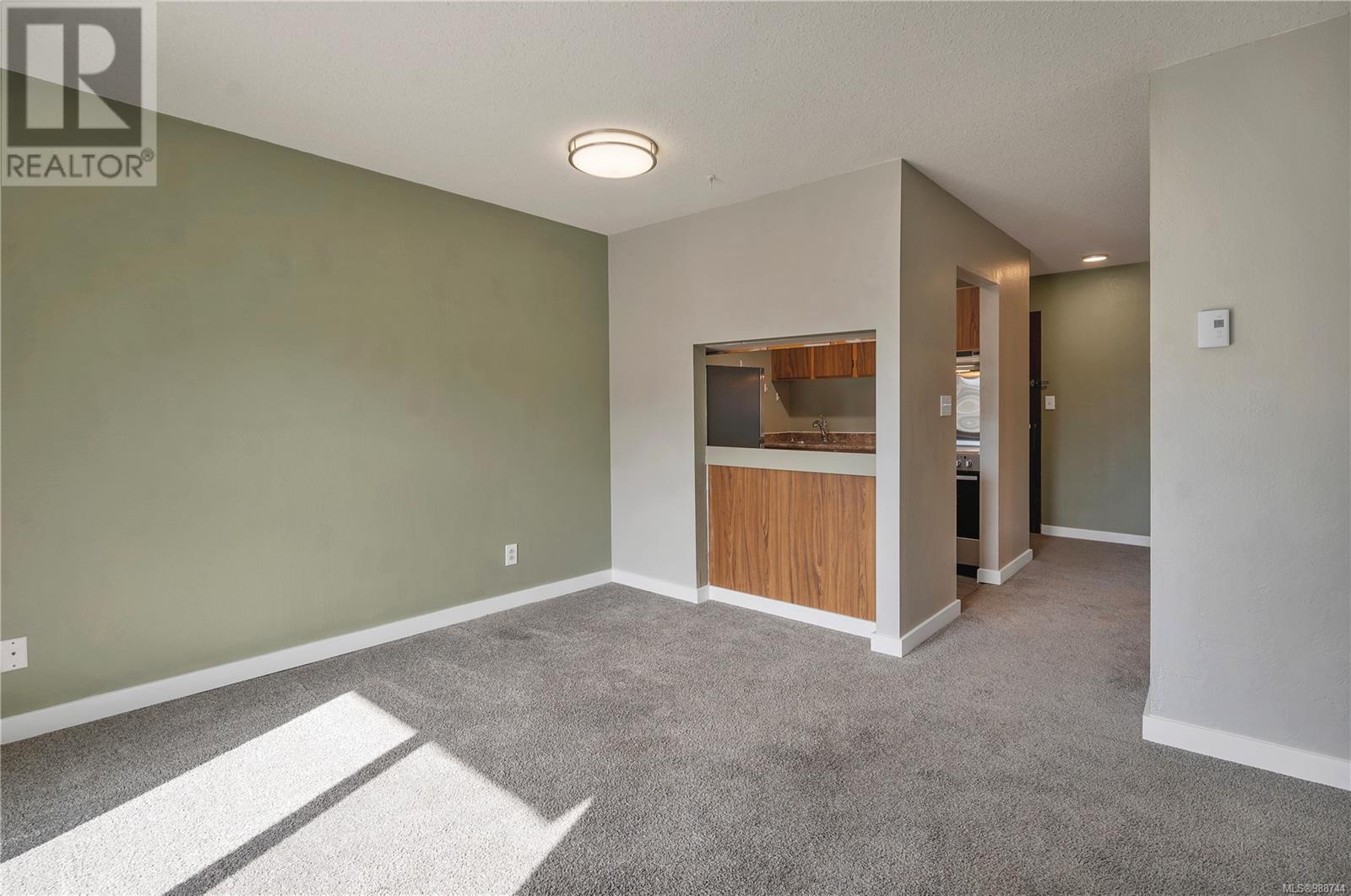 205 611 Macmillan Dr, Sayward, British Columbia  V0P 1R0 - Photo 10 - 988744