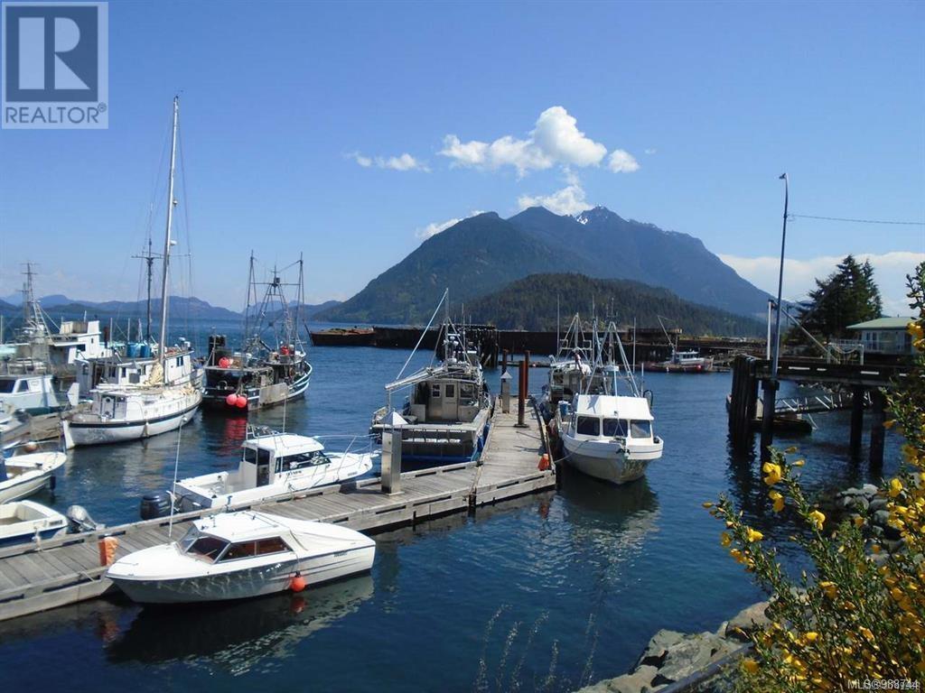 205 611 Macmillan Dr, Sayward, British Columbia  V0P 1R0 - Photo 27 - 988744