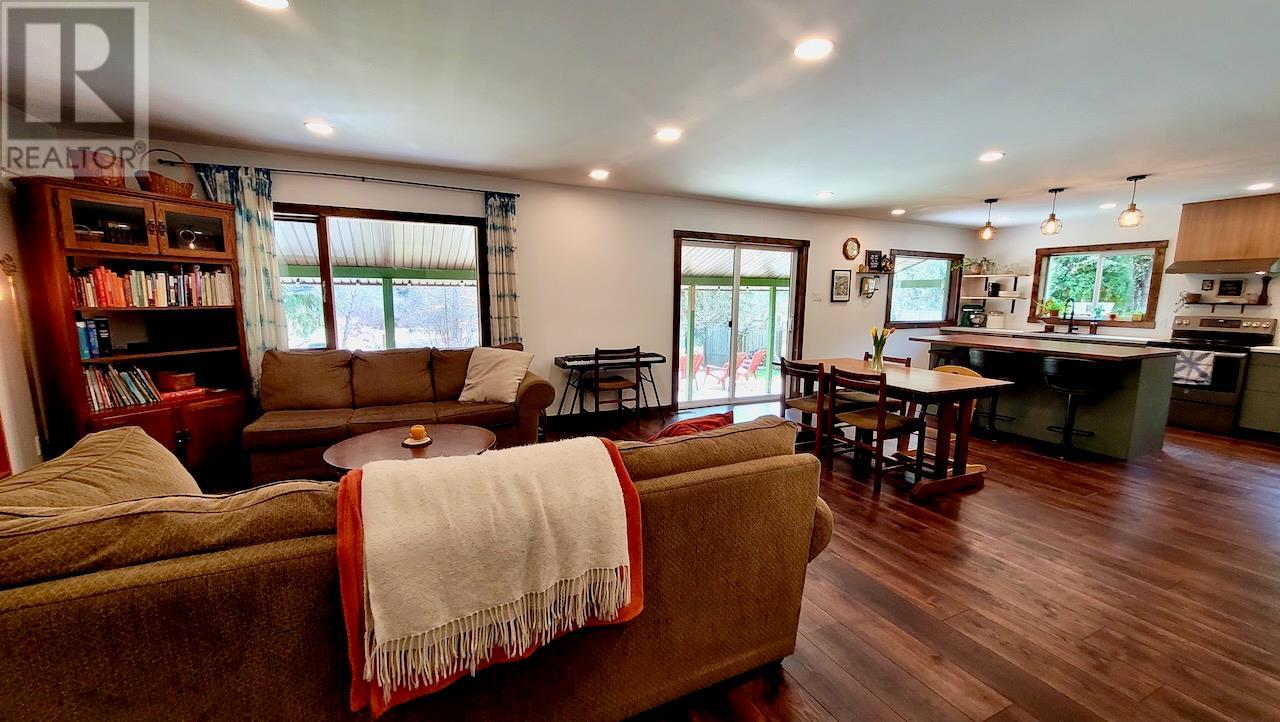 6450 Appledale Lower Road, Appledale, British Columbia  V0G 2J0 - Photo 59 - 10342460