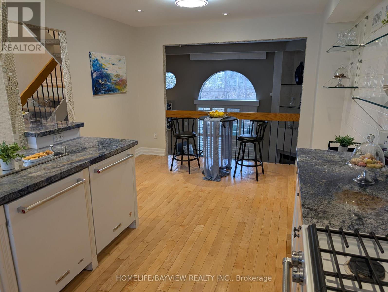 18 - 18 Oaken Gate Way, Toronto, Ontario  M2P 2A1 - Photo 26 - C12113259