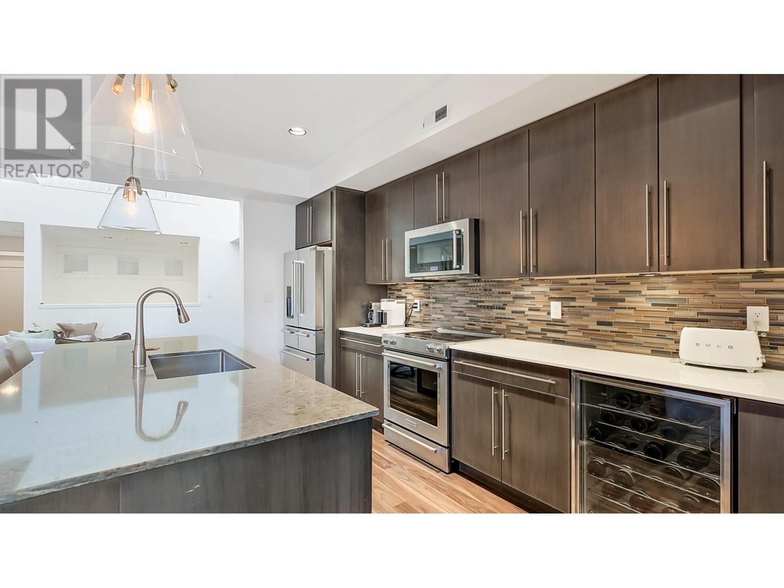 Property at 3880 Truswell Road Unit# 125 image 3