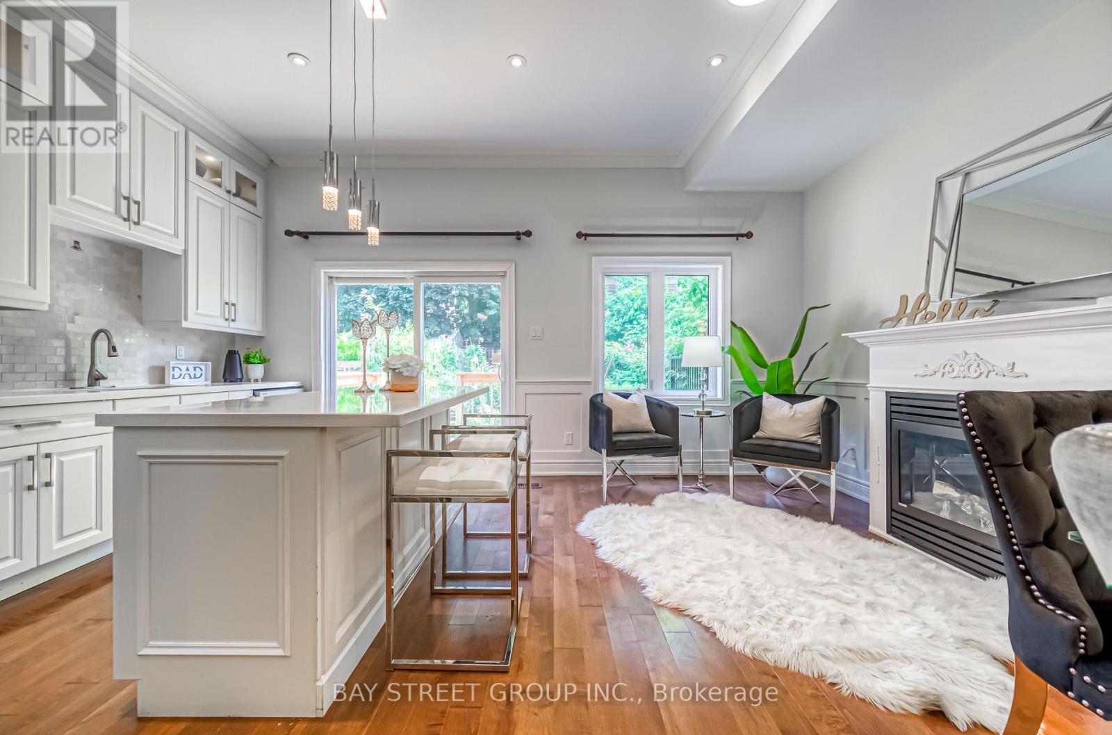67 North Edgely Avenue, Toronto, Ontario  M1K 1T8 - Photo 8 - E12113234