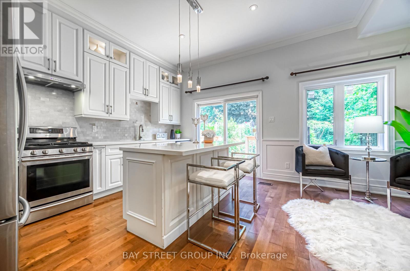 67 North Edgely Avenue, Toronto, Ontario  M1K 1T8 - Photo 9 - E12113234